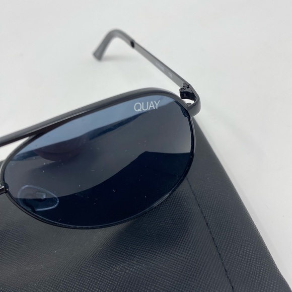 Men’s Quay Australia Aviator Glasses - Picture 5 of 7